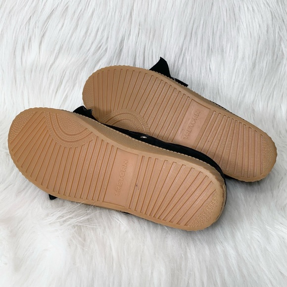 SOLD-Tretorn Black Suede Slip-On Bow Sneakers - Picture 10 of 11